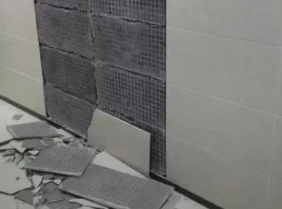 珙县瓷砖空鼓维修公司分享下珙县墙砖松动维修的知识